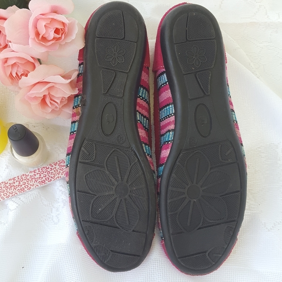 SIXTA: AZTEC DESIGN WOVEN FLATS SHOES, WOMENS SIZE 8 - Picture 4 of 7
